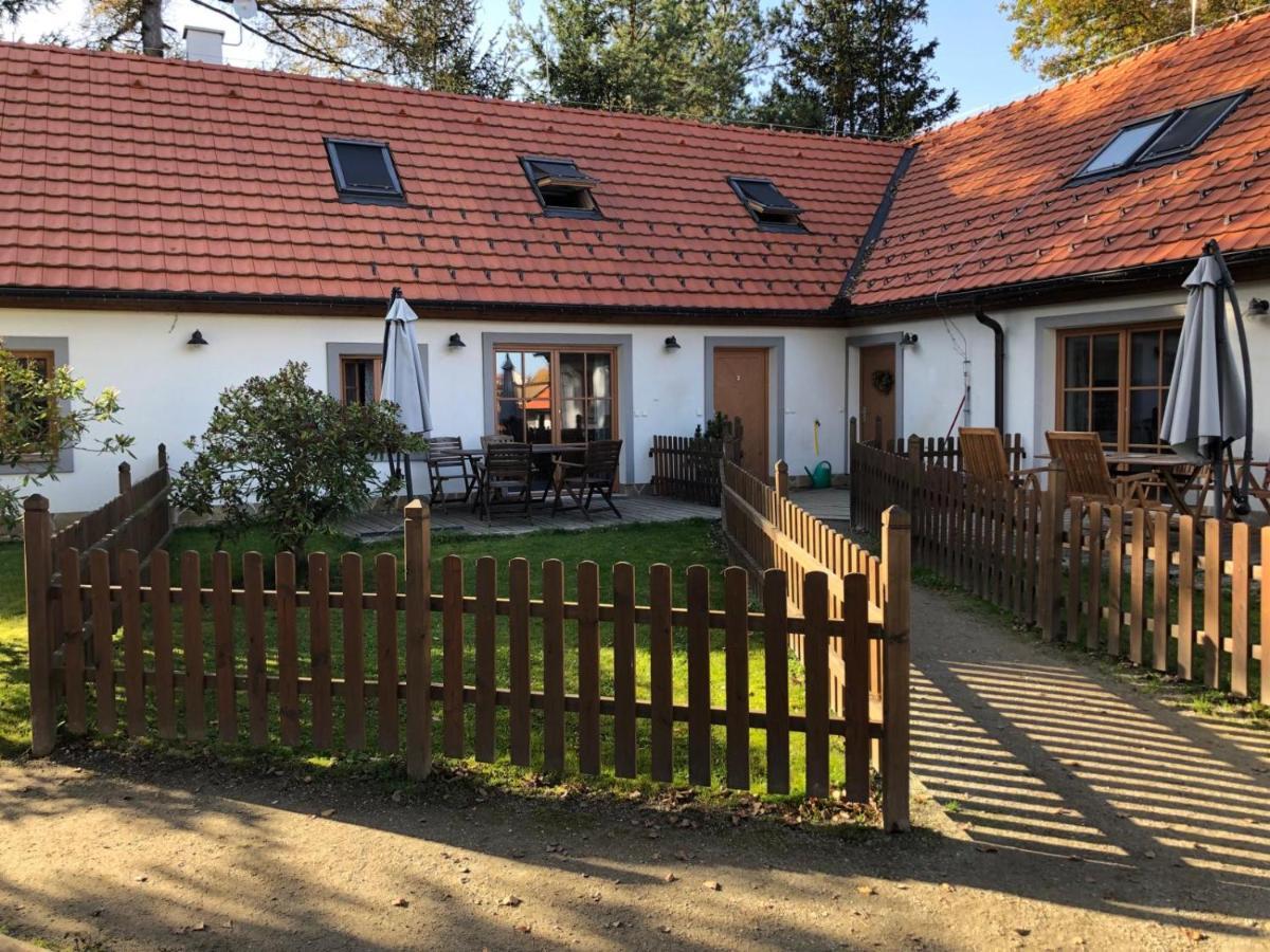 Apartmány Kojákovice - Třeboň Jílovice Esterno foto
